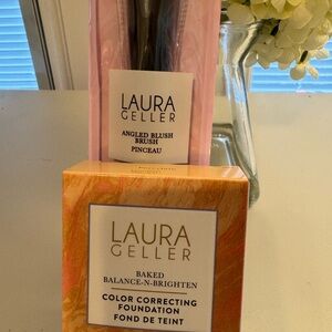 Laura Geller Baked Balance-N-Brighten Foundation with Angled Blush Brush